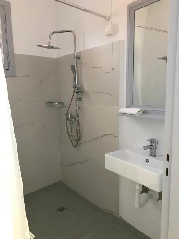 Hotel Fiona Сими Экстерьер фото